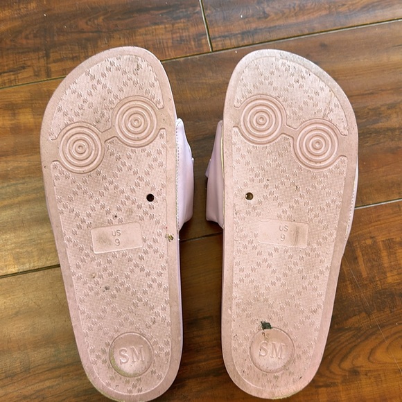 Steve Madden lavender slides - size 9 - Picture 2 of 4